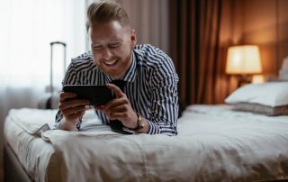Wie Sie mit digitalen Services ein besonderes Erlebnis für Ihre Hotelgäste schaffen